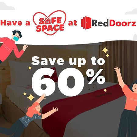 Hotel Reddoorz Near V Mapa Station Manila Esterno foto