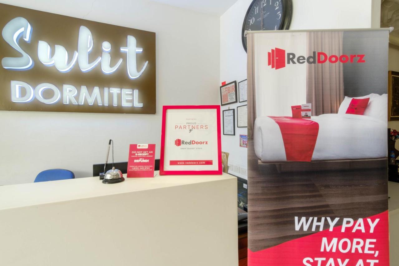 Hotel Reddoorz Near V Mapa Station Manila Esterno foto